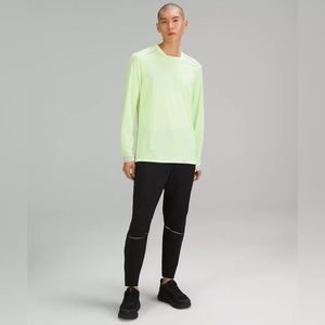 Men's size M lululemon pants